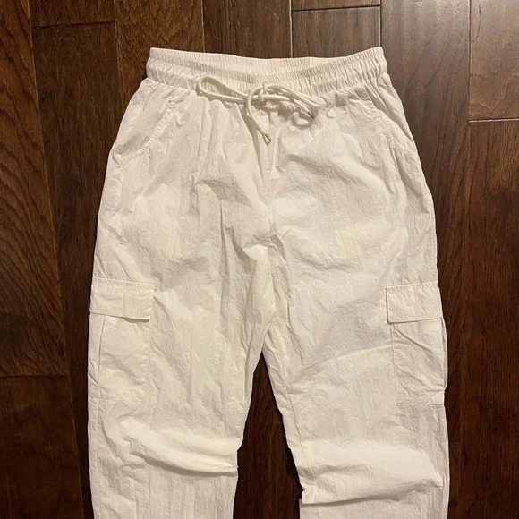 Princess Polly Baggy Nylon Lined Cargo Pants - Picture 2 of 10